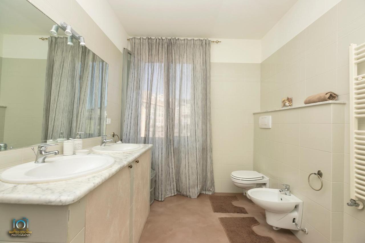Homes In Genoa - Young Apartment ภายนอก รูปภาพ